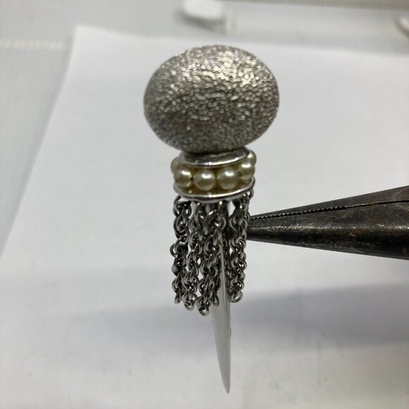 Vtg 1960 LeC BOUCHER rhodium silver tone faux pearl brooch - Picture 1 of 6